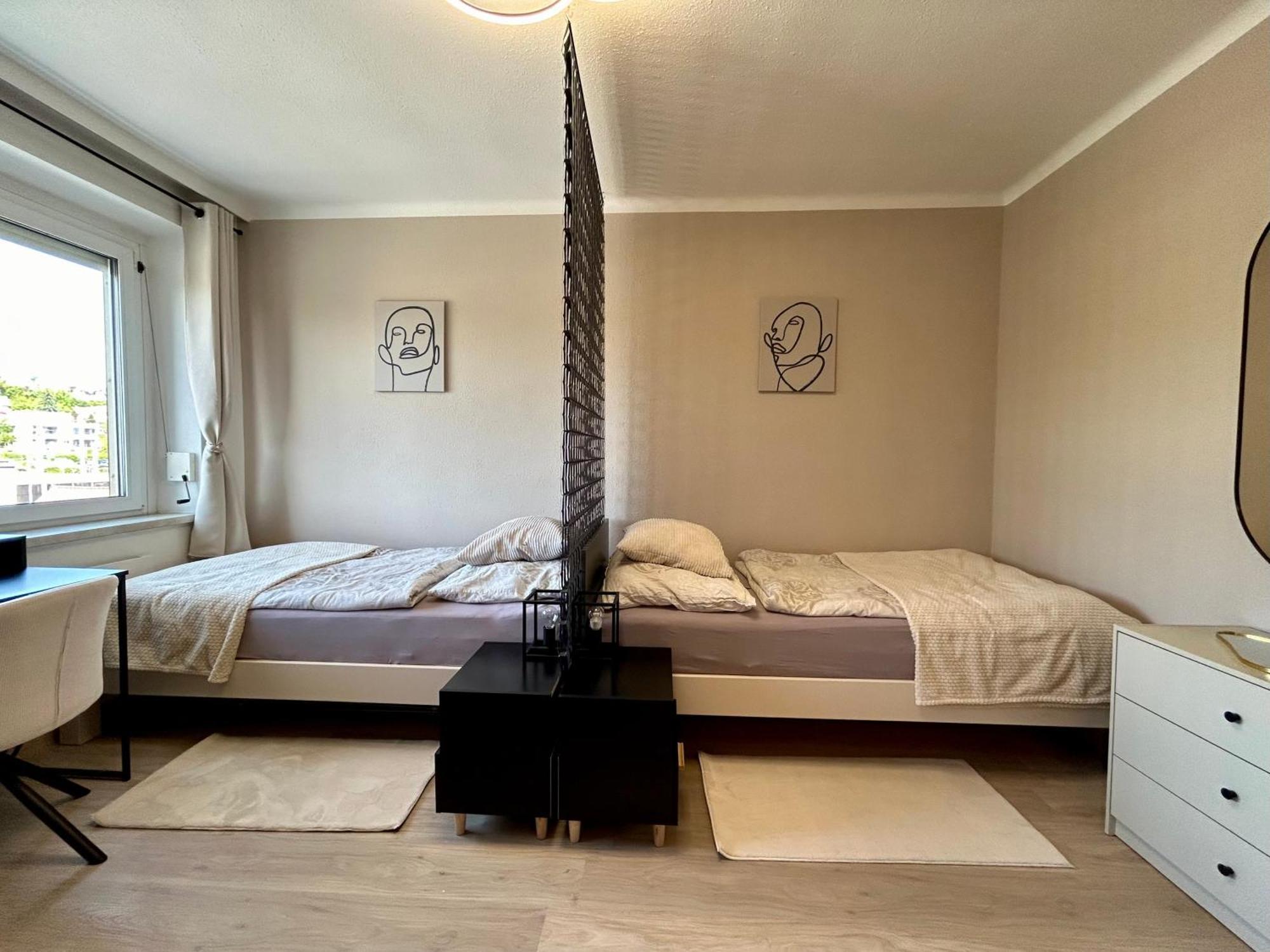 Stayroom I 
